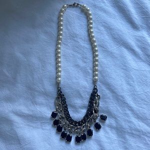 Pearl and silver chain link necklace